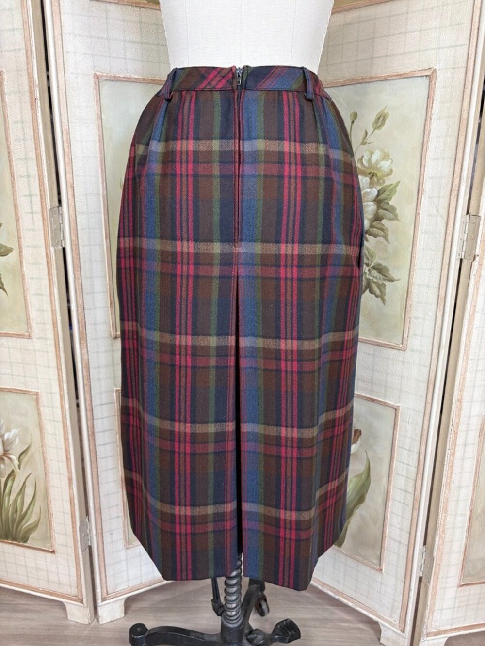 1980s Millie Plaid Skirt, Berry Purple - Picture 2 of 3
